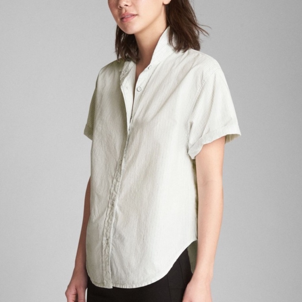 GAP White and Gray Striped Denim Button Down Small